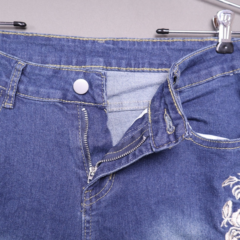 Floral Embroidered Bell Bottom Flare Jeans Medium Wash Blue Rose Denim L - Picture 5 of 8